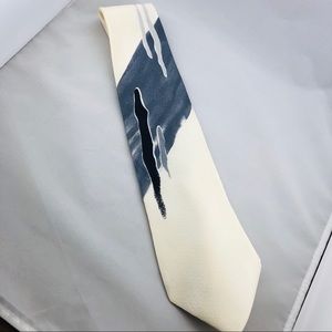 Artistic abstract design Bachrach men’s tie silk